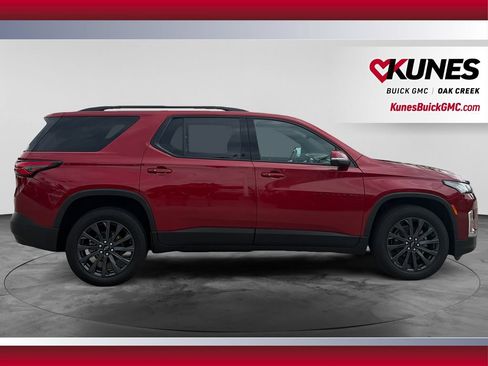 Used 2023 Chevrolet Traverse RS AWD/4WD image 11