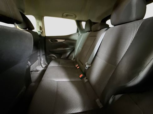 Used 2019 Nissan Rogue Sport S w/ Appearance Package image 24