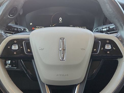 Used 2020 Lincoln Corsair Reserve w/ Equipment Group 202A AWD/4WD image 10
