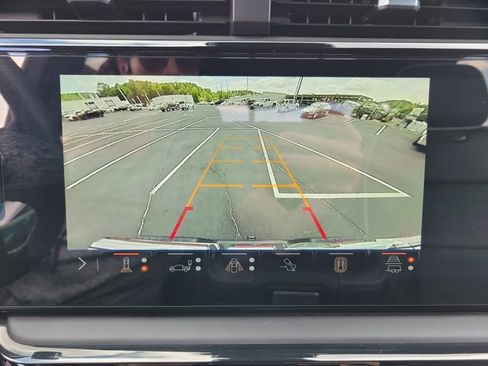 Used 2025 GMC Sierra 1500 AT4X image 19