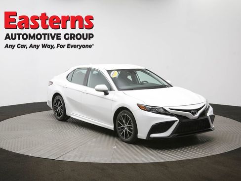 Used 2024 Toyota Camry SE FWD image 49