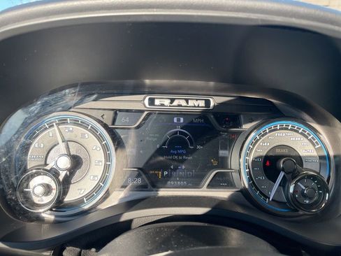 Used 2021 RAM 1500 Limited image 21