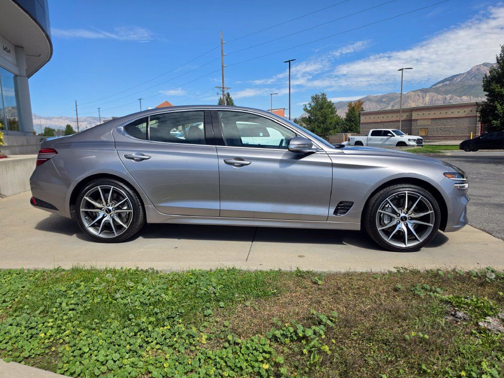 Used 2025 Genesis G70 2.5T AWD/4WD image 4