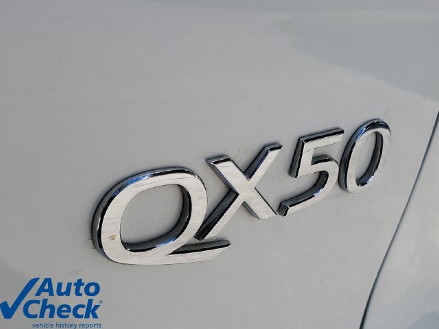 Used 2021 INFINITI QX50 Luxe FWD image 8