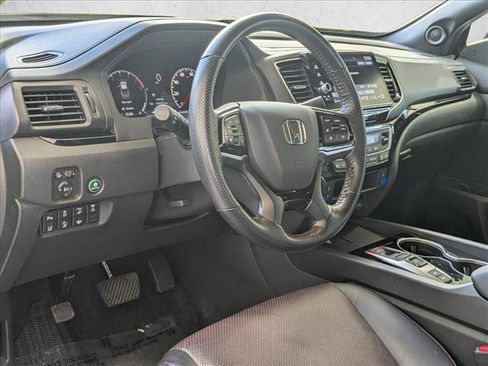 Used 2024 Honda Ridgeline Black Edition image 9