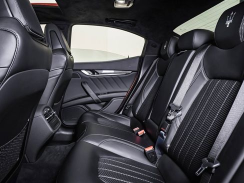 Certified 2022 Maserati Ghibli Modena Q4 image 17