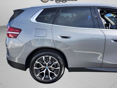 Certified 2025 BMW X3 xDrive30i w/ Premium Package image 9