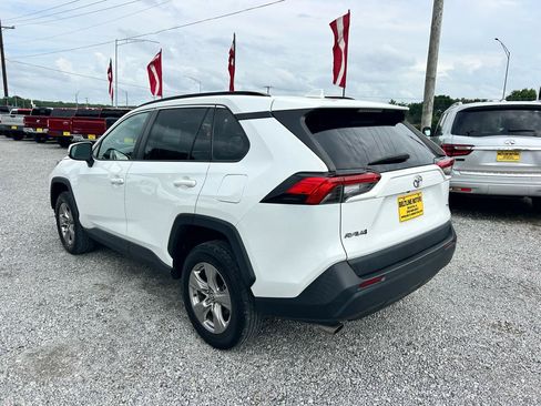 Used 2022 Toyota RAV4 XLE FWD image 17