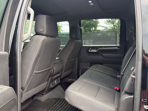 Used 2024 GMC Sierra 2500 SLE w/ SLE Value Package AWD/4WD image 10