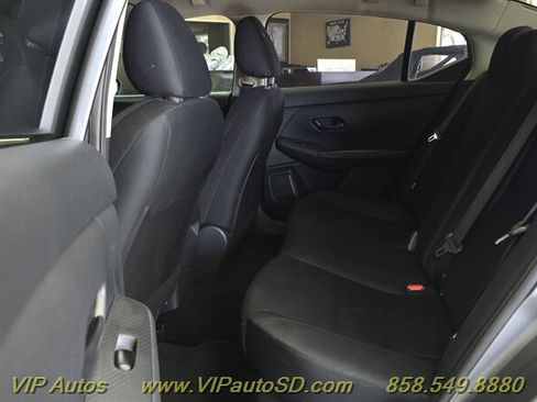 Used 2024 Nissan Sentra S FWD image 17