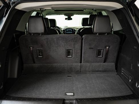 Used 2019 Chevrolet Traverse LT image 20