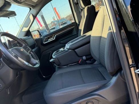 Used 2024 Chevrolet Silverado 1500 LT image 14