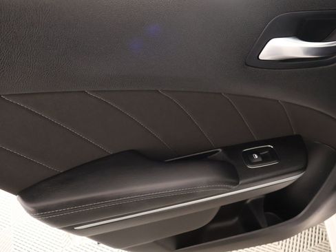 Used 2022 Dodge Charger SXT image 15