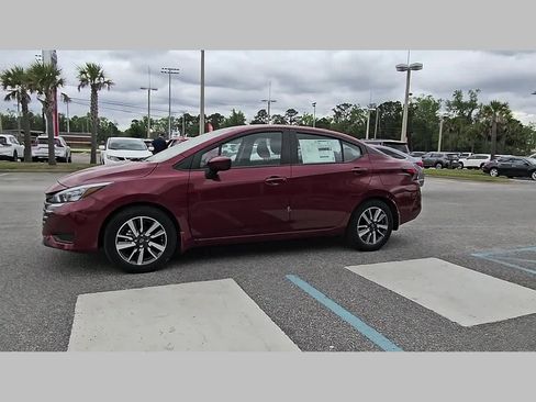 New 2025 Nissan Versa SV w/ Trunk Package FWD image 24
