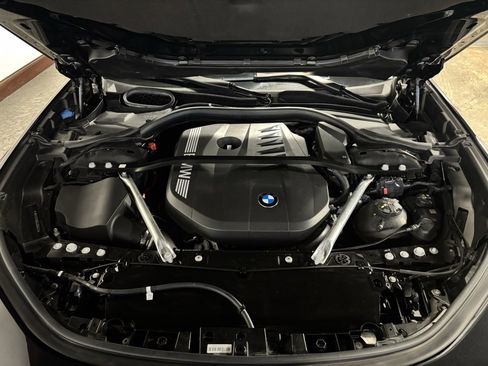 Used 2025 BMW 740i xDrive image 22