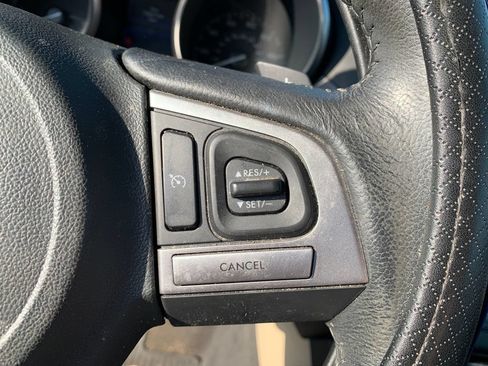 Used 2015 Subaru Legacy 2.5i Premium AWD/4WD image 22