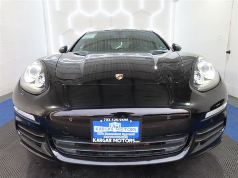 Used 2016 Porsche Panamera Edition image 2