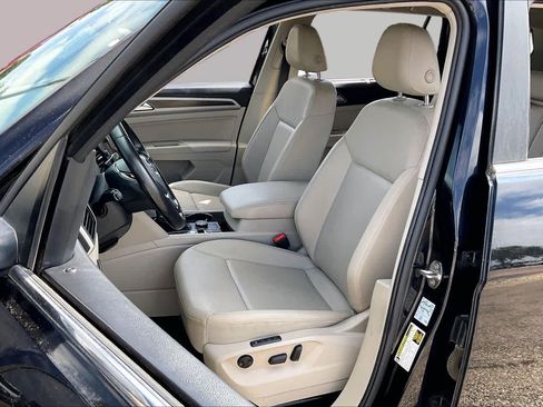 Used 2018 Volkswagen Atlas SEL AWD/4WD image 8