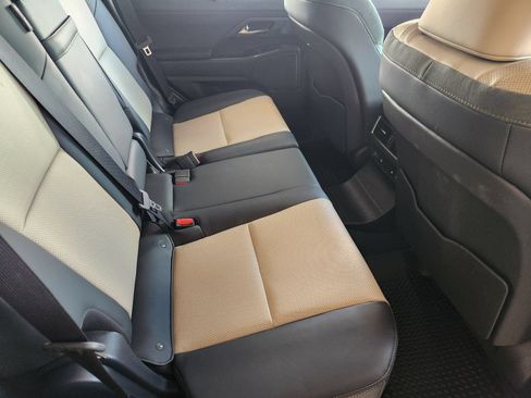 Used 2025 Lexus GX 550 AWD/4WD image 32