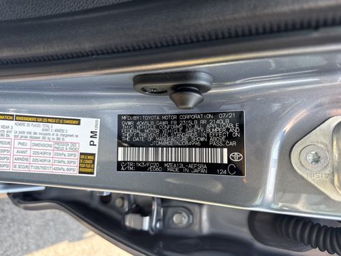 Used 2022 Toyota Corolla SE FWD image 36