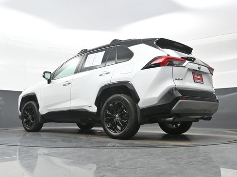 Used 2024 Toyota RAV4 XSE AWD/4WD image 31