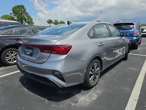 Used 2024 Kia Forte LXS FWD image 15