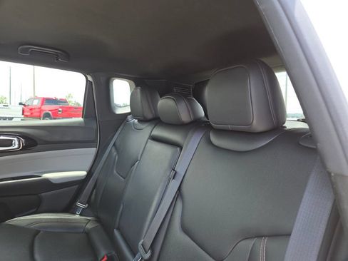 Used 2024 Jeep Compass Limited AWD/4WD image 22