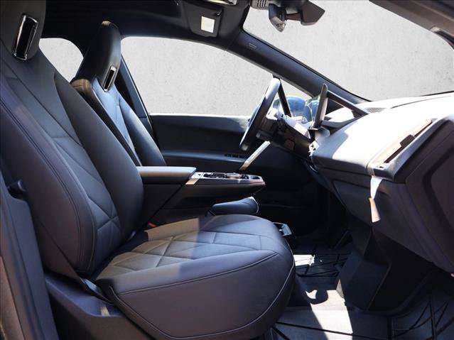 Certified 2023 BMW iX xDrive50 AWD/4WD image 27