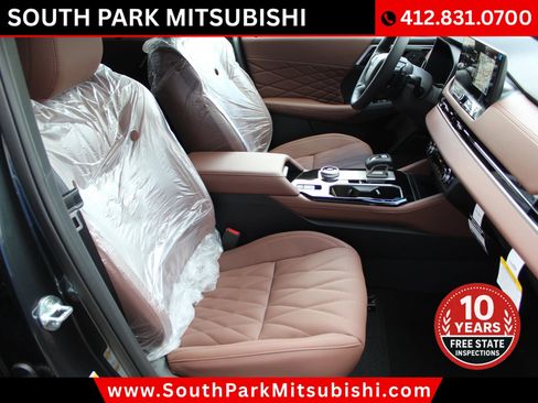 New 2025 Mitsubishi Outlander SEL image 13