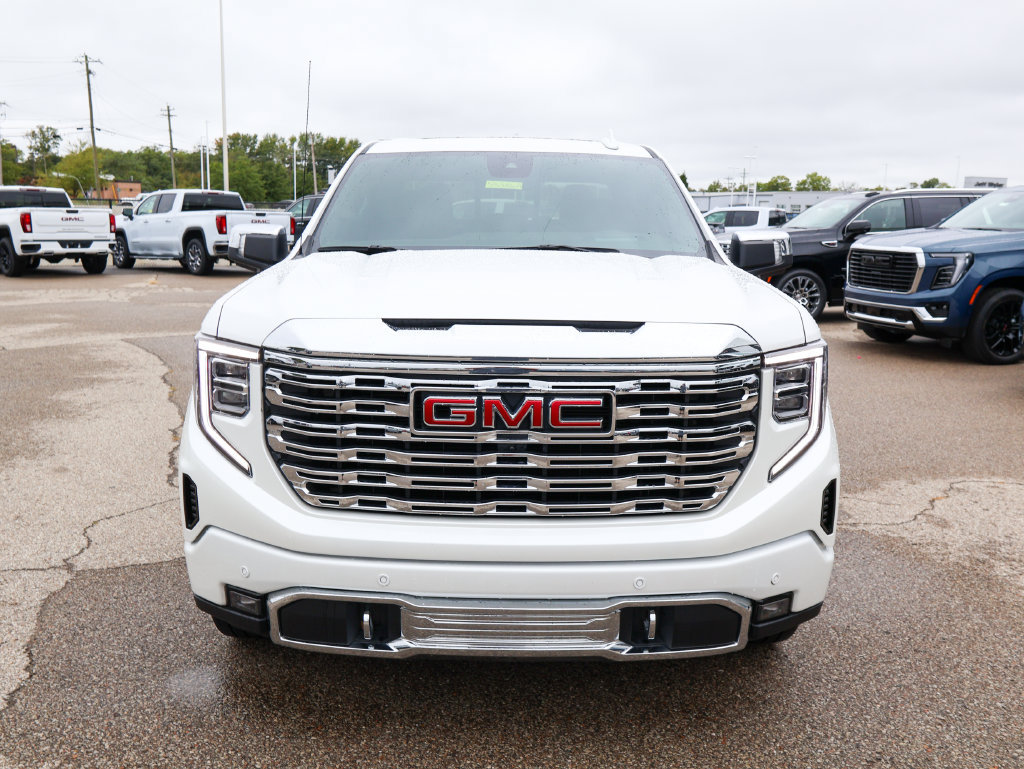 Used 2025 GMC Sierra 1500 Denali AWD/4WD image 31