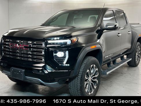 Used 2023 GMC Canyon Denali AWD/4WD image 1