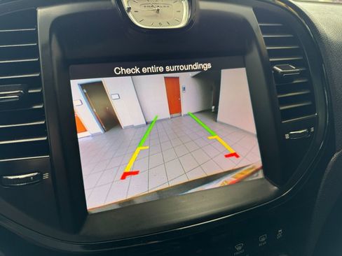 Used 2014 Chrysler 300 S w/ Luxury Group image 35