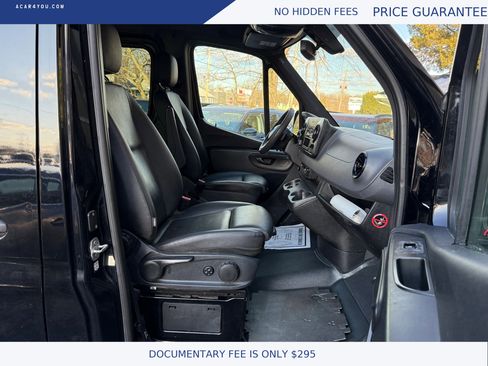 Used 2019 Mercedes-Benz Sprinter 2500 image 11