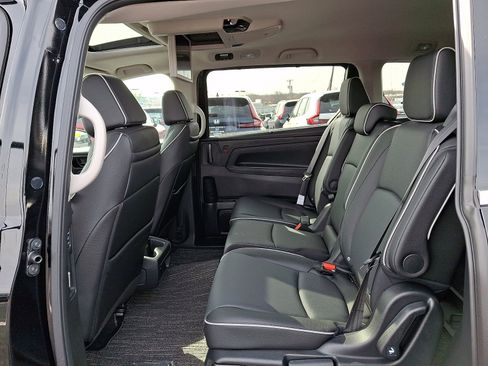 New 2026 Honda Odyssey Elite image 5