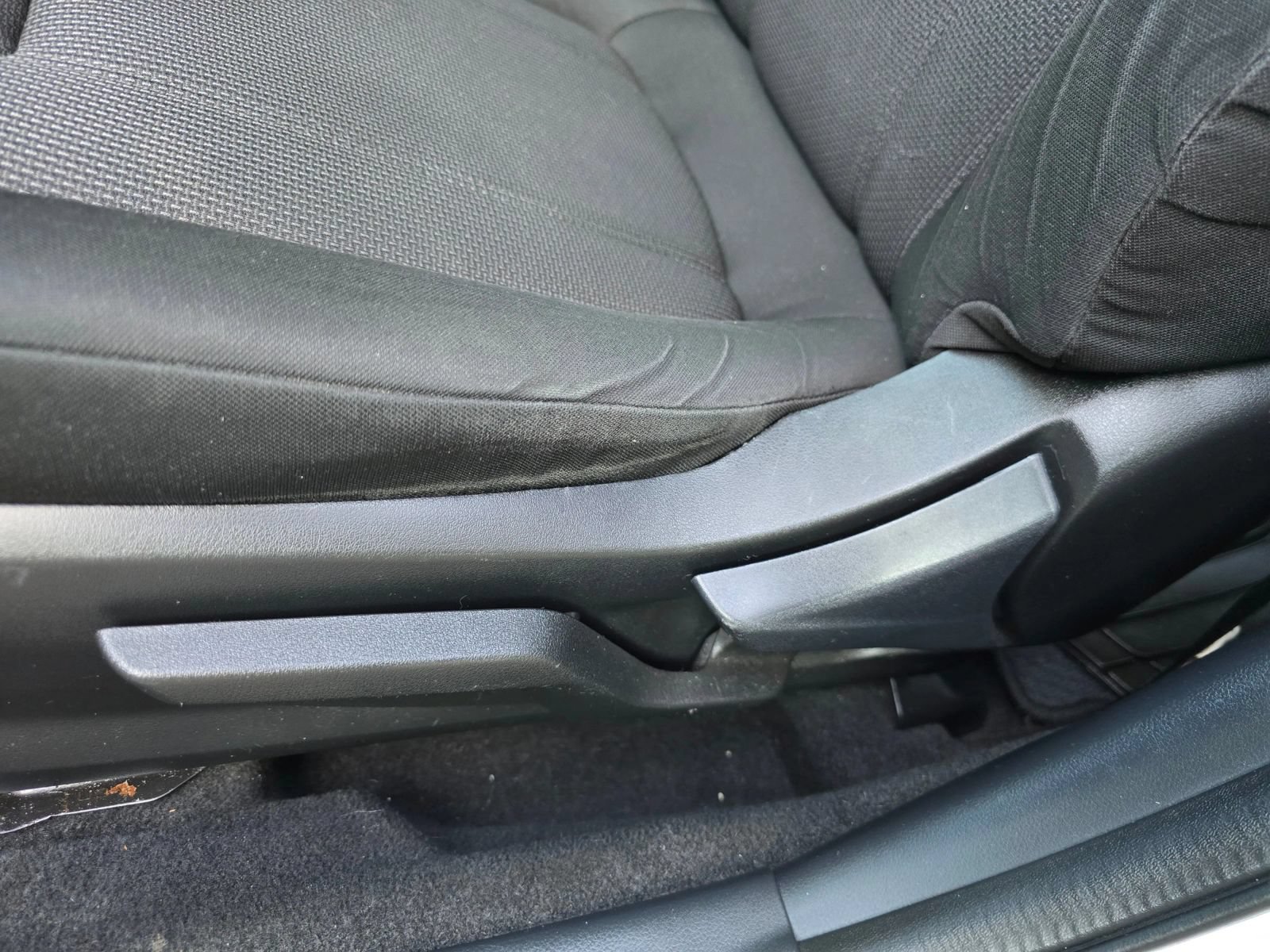 Used 2017 Subaru Impreza 2.0i AWD/4WD image 25