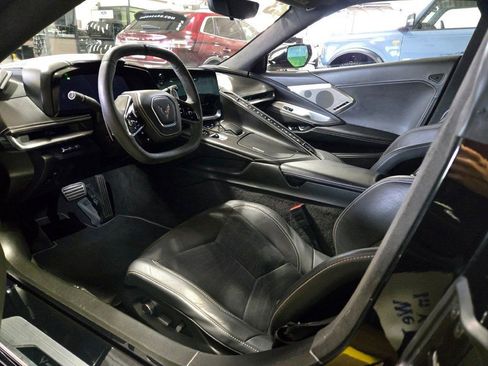 Used 2023 Chevrolet Corvette Stingray Premium Cpe w/ Z51 Performance Package image 16