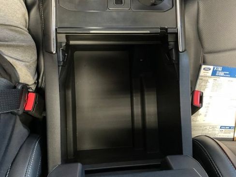 Used 2022 Ford F150 Lariat w/ Equipment Group 502A High AWD/4WD image 38