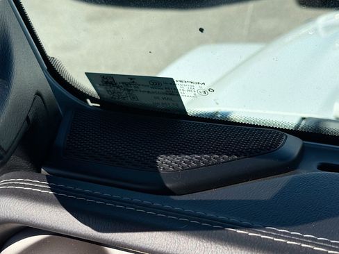 Used 2021 Jeep Wrangler Unlimited Rubicon w/ LED Lighting Group image 23