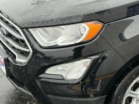 Used 2019 Ford EcoSport SE image 9