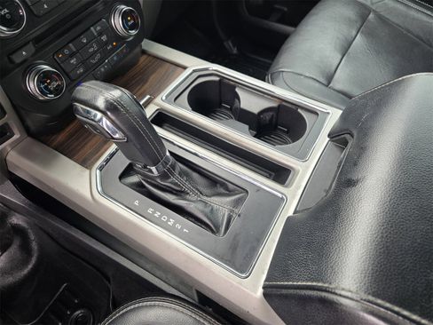 Used 2016 Ford F150 Lariat w/ Equipment Group 502A Luxury image 18