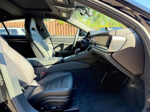 Used 2023 Porsche Panamera 4 Platinum Edition AWD/4WD image 33
