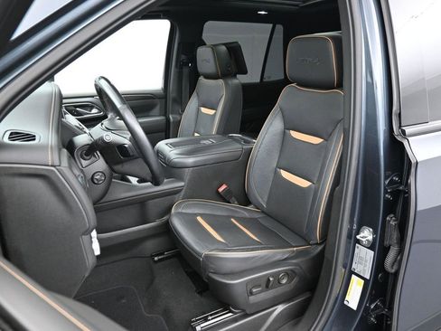 Used 2021 GMC Yukon AT4 w/ Rear Media and Nav Package image 11