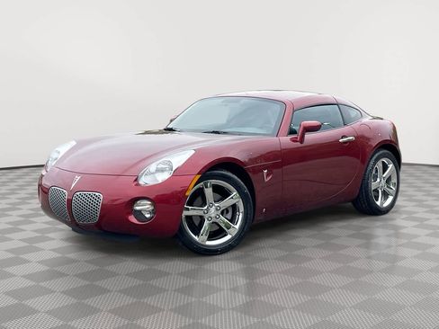 Used 2009 Pontiac Solstice Coupe w/ Premium Package RWD image 1