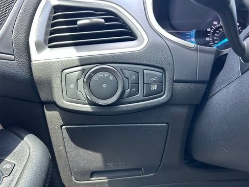 Used 2021 Ford Edge SEL w/ Convenience Package FWD image 50