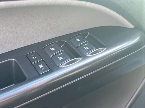 Used 2021 Chevrolet Colorado W/T w/ WT Convenience Package image 26