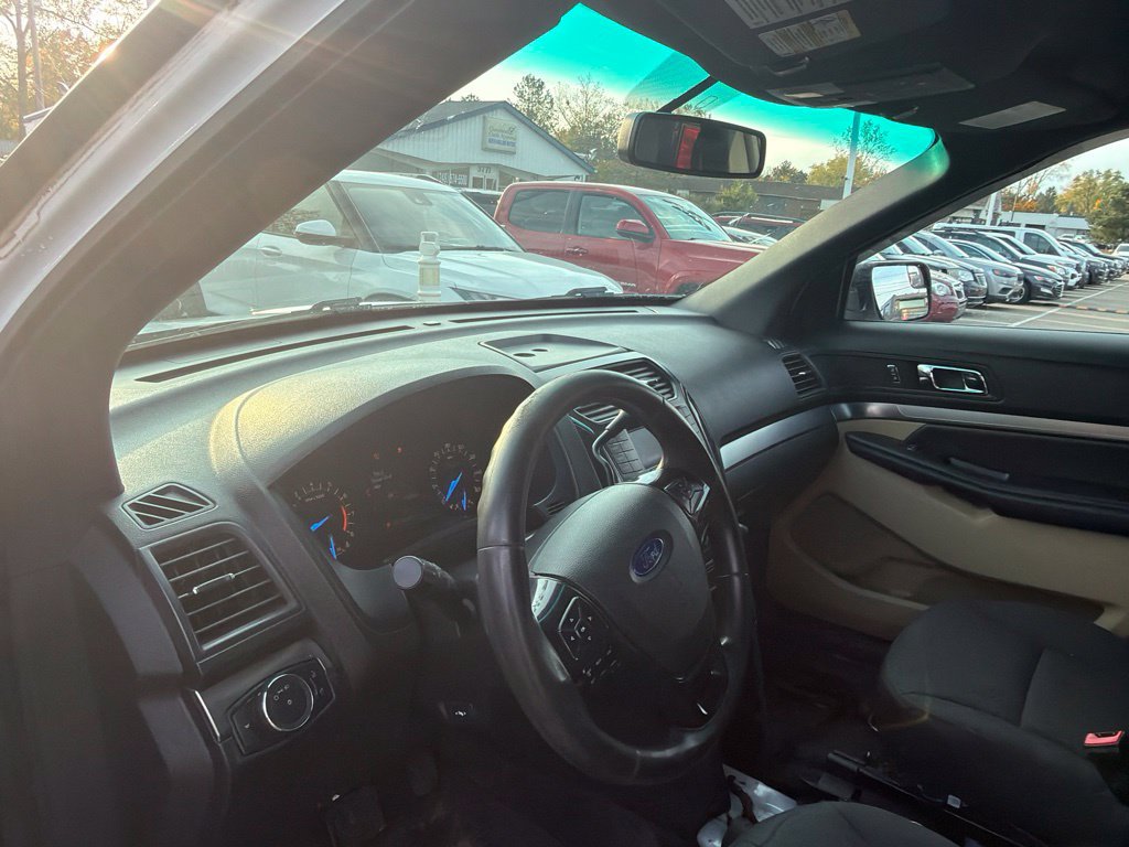 Used 2017 Ford Explorer 4WD Police Interceptor image 11