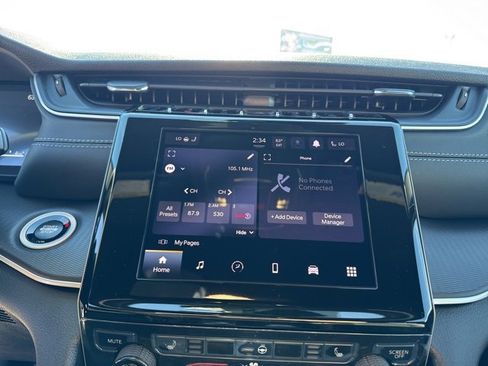 New 2025 Jeep Grand Cherokee L Laredo image 17