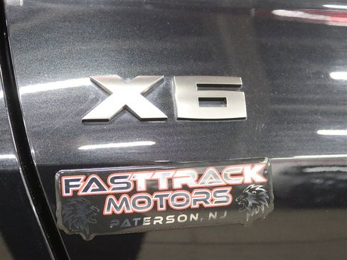 Used 2022 BMW X6 M50i w/ Executive Package AWD/4WD image 8