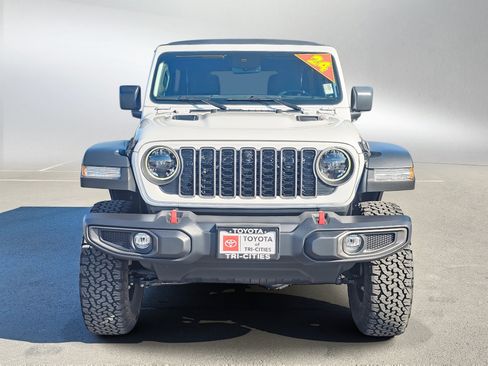 Used 2024 Jeep Wrangler Unlimited Rubicon w/ Technology Group AWD/4WD image 8