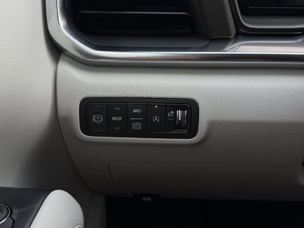 New 2027 GMC Terrain Denali w/ LPO, Floor Liner Package AWD/4WD image 20